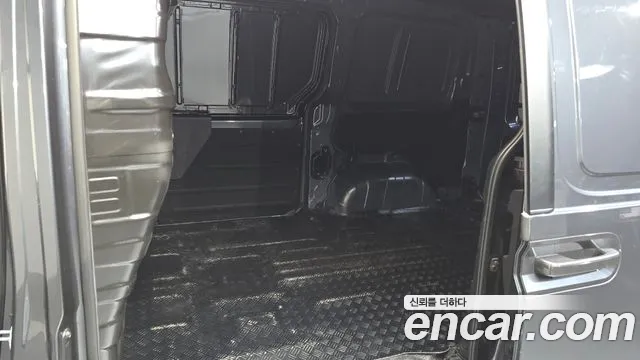 Hyundai Staria Staria Карго 3 места — Фото автомобиля 12