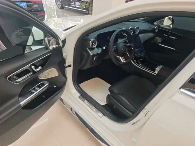 Mercedes-Benz C-Class — Фото автомобиля 15