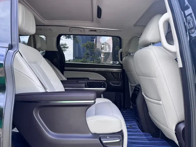 GAC Trumpchi M8 — Фото автомобиля 13