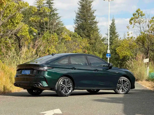 Chery Arrizo 8 — Фото автомобиля 10