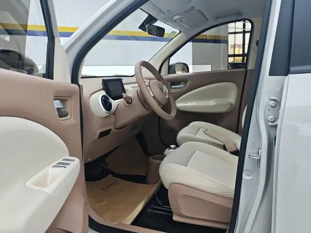 Wuling Hongguang Mini EV — Фото автомобиля 9