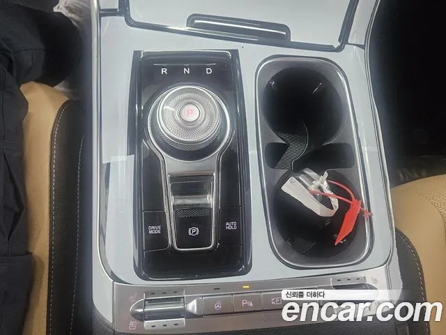 Kia Carnival Generation 4 — Фото автомобиля 13