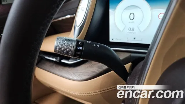 Genesis G90 Бензин 3.5 турбо AWD — Фото автомобиля 11
