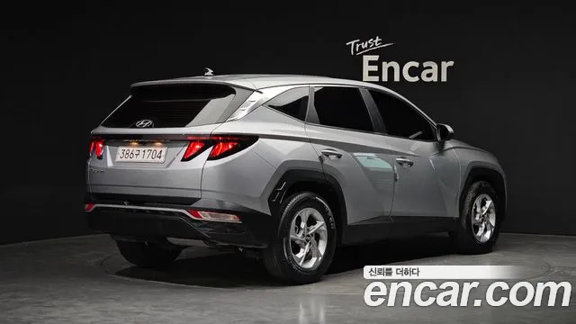 Hyundai Tucson Tucson (NX4) Дизель 2.0 2WD — Фото автомобиля 2