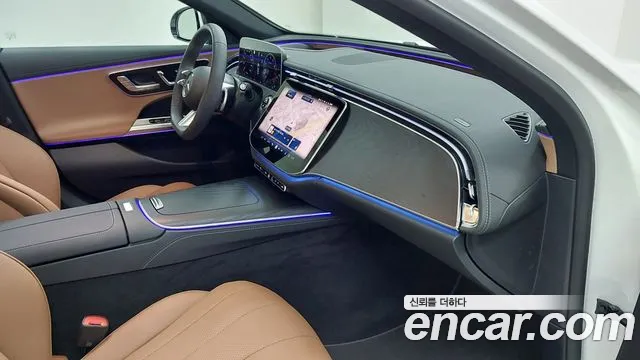 Mercedes-Benz E-Class — Фото автомобиля 13