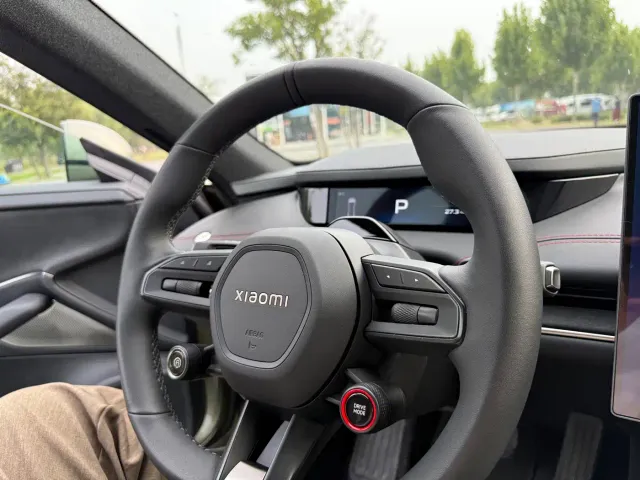 Xiaomi SU7 — Фото автомобиля 18