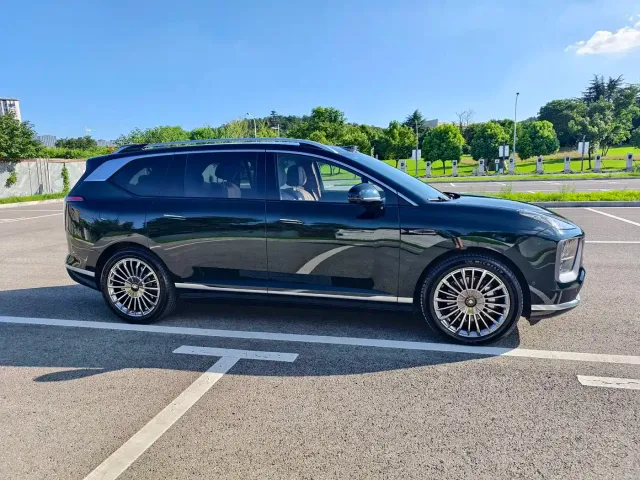 GAC Hyptec HL — Фото автомобиля 4