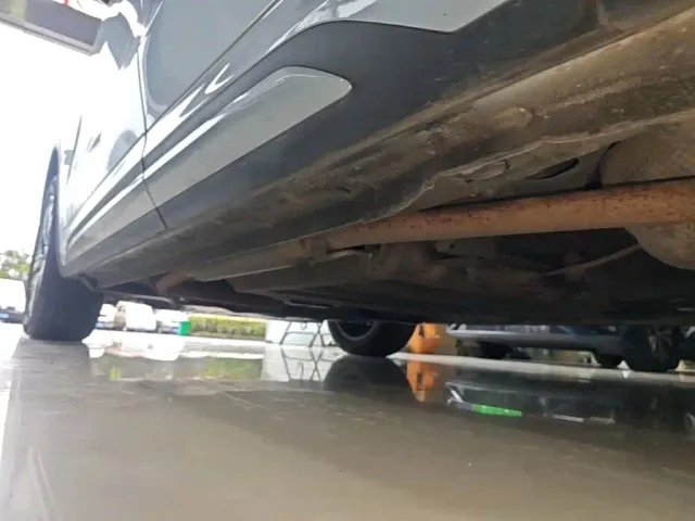 Geely Galaxy Starship 7 EM-i — Фото автомобиля 21
