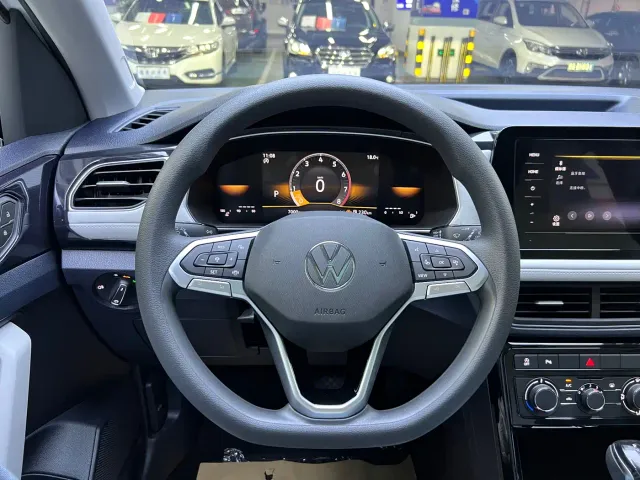 Volkswagen Tharu — Фото автомобиля 5