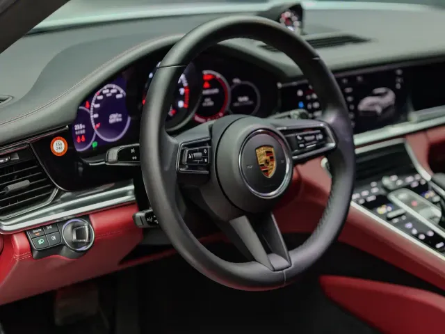 Porsche Panamera — Фото автомобиля 9