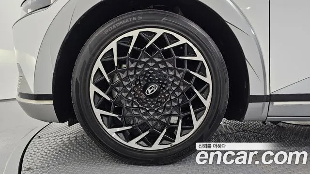 Hyundai Ioniq5 — Фото автомобиля 5