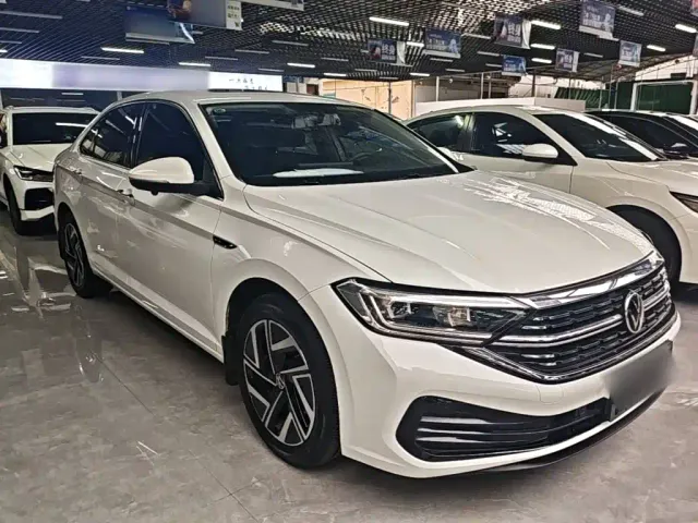 Volkswagen Sagitar — Фото автомобиля 3