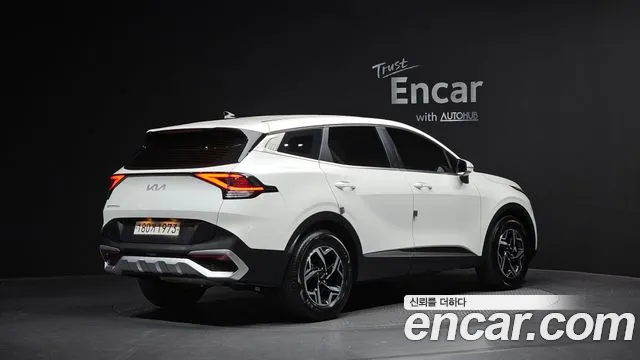 Kia Sportage Sportage 5-е поколение Бензин 1.6 турбо 2WD — Фото автомобиля 2