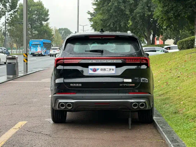Jetour X70 Plus — Фото автомобиля 5
