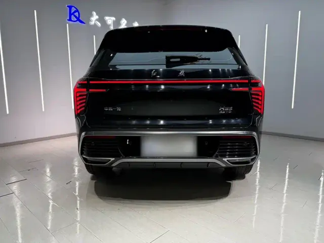 Hongqi HS3 — Фото автомобиля 21