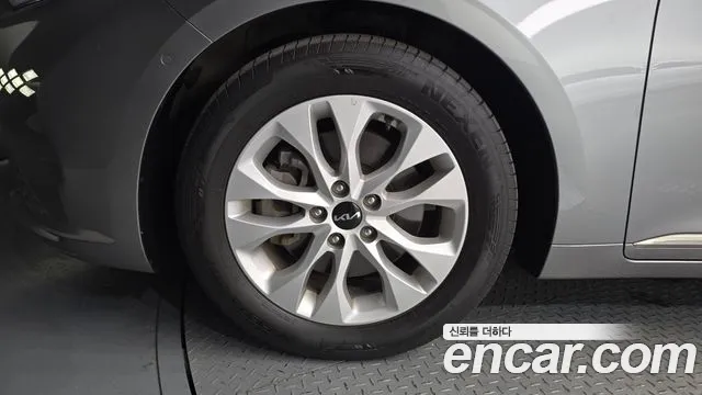 Kia K8 2.5 Бензин 2WD — Фото автомобиля 5