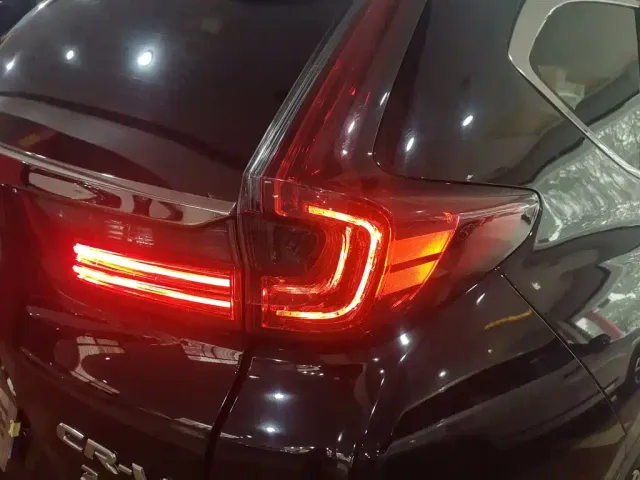 Honda CR-V — Фото автомобиля 23