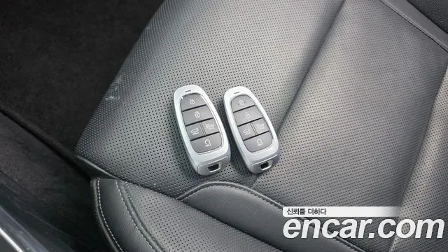 Hyundai Grandeur Grandeur (New) Hybrid — Фото автомобиля 18