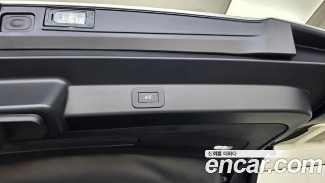 Land Rover Range Rover Sport — Фото автомобиля 24