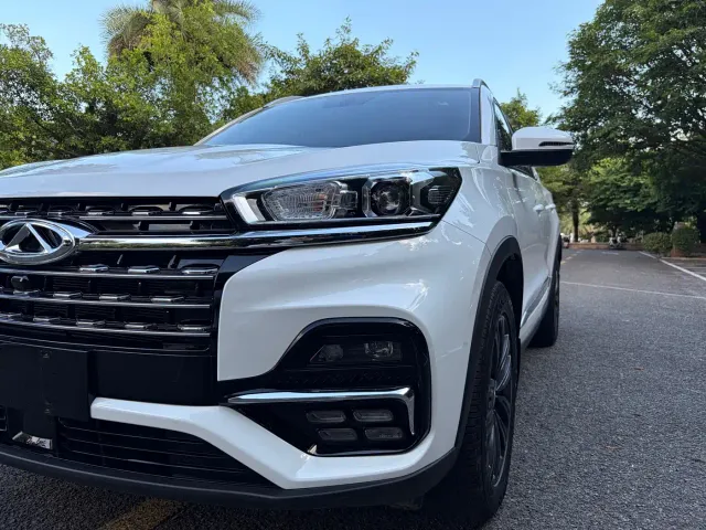 Chery Tiggo 8 — Фото автомобиля 15
