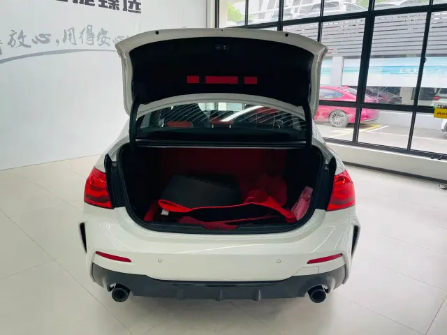 BMW 1 Series — Фото автомобиля 13