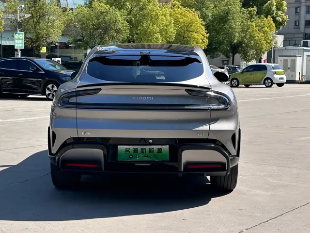 Xiaomi YU7 — Фото автомобиля 5