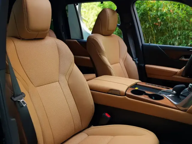 Lexus LX — Фото автомобиля 17