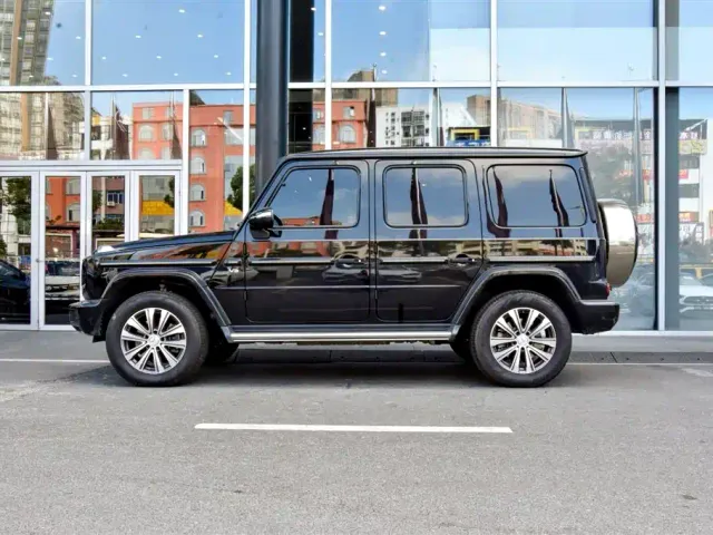Mercedes-Benz G-Class — Фото автомобиля 3