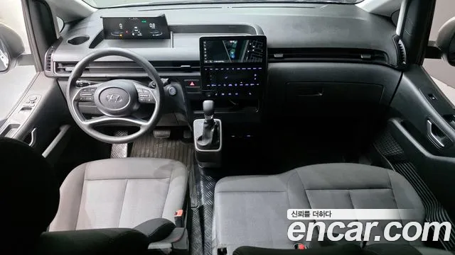 Hyundai Staria Staria 4WD Tourer 11 мест — Фото автомобиля 7