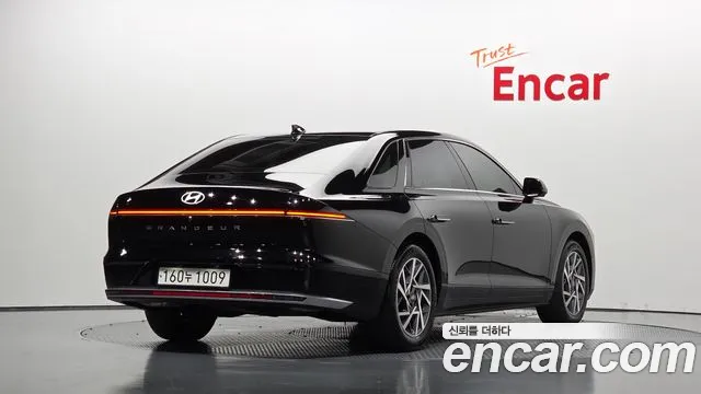 Фотография автомобиля — Hyundai Grandeur GN7