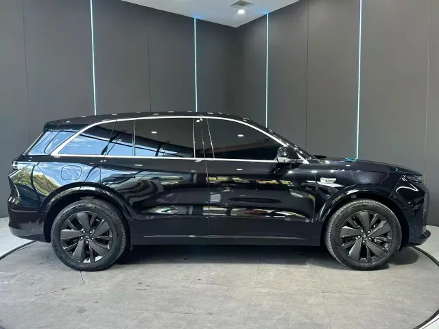 Li Auto L6 — Фото автомобиля 5
