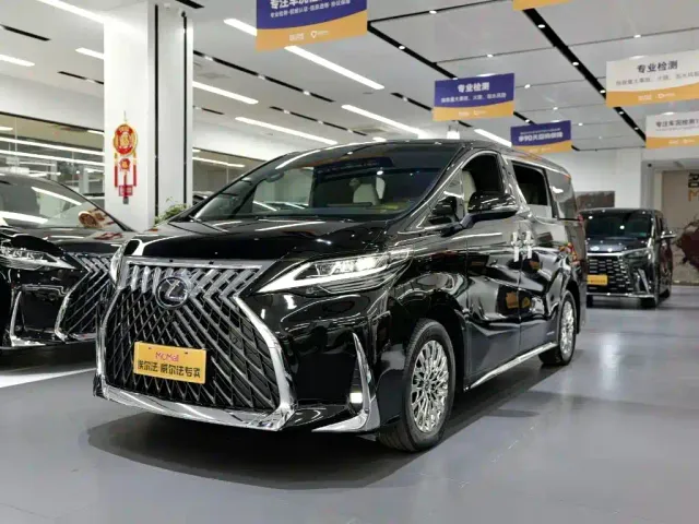 Lexus LM — Фото автомобиля 2