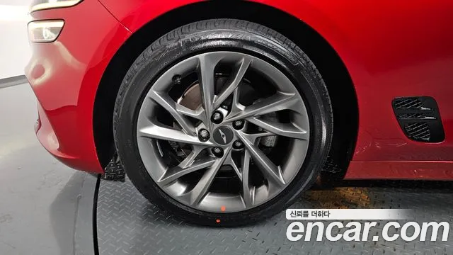 Genesis G70 — Фото автомобиля 5