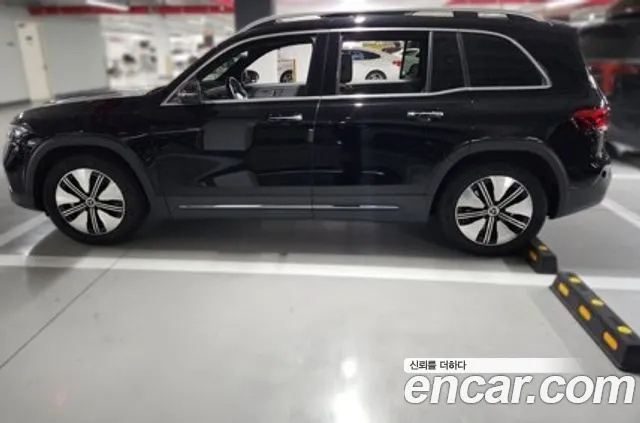 Mercedes-Benz EQB X243 — Фото автомобиля 2