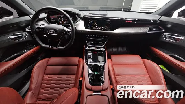 Audi e-tron GT — Фото автомобиля 7