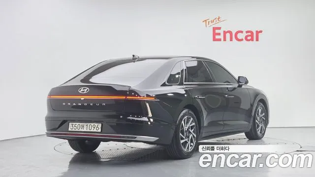 Hyundai Grandeur GN7 — Фото автомобиля 2
