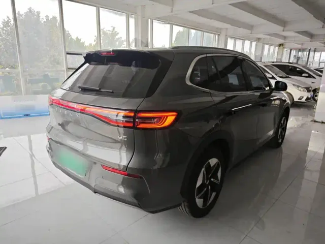Geely Galaxy E5 — Фото автомобиля 6