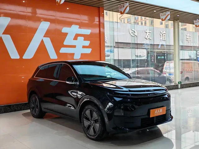 Li Auto L6 — Фото автомобиля 3