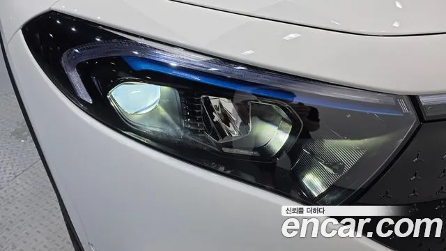Mercedes-Benz EQA — Фото автомобиля 22