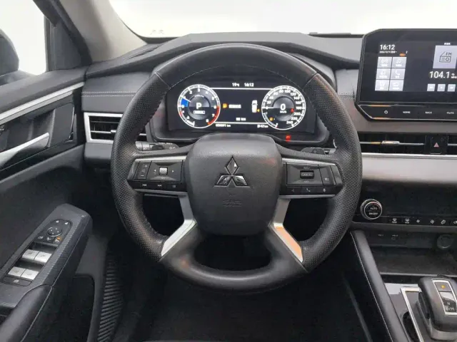 Mitsubishi Outlander — Фото автомобиля 11
