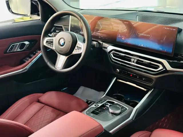 BMW 3 Series — Фото автомобиля 17