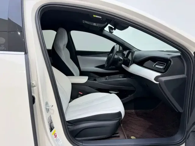 BYD Seal 06 — Фото автомобиля 13