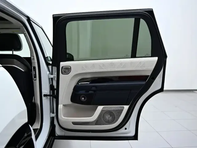 ZEEKR Zeekr 9X 2025 Standard Edition — Фото автомобиля 23