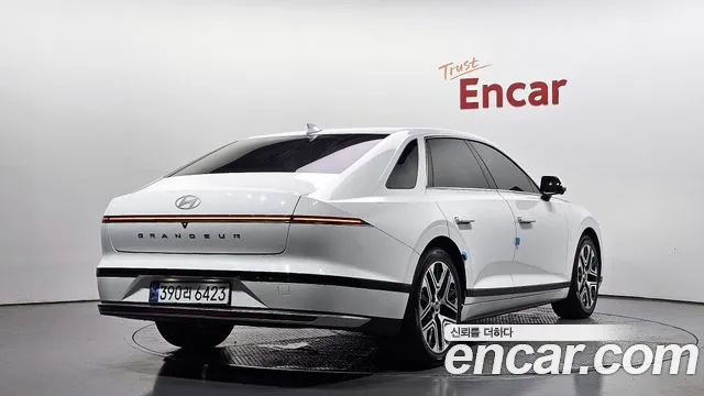 Hyundai Grandeur GN7 — Фото автомобиля 2