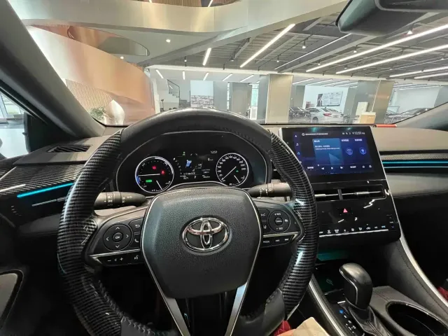 Toyota Avalon — Фото автомобиля 11