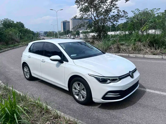 Volkswagen Golf — Фото автомобиля 3