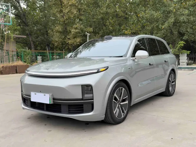 Фотография автомобиля — Li Auto L8