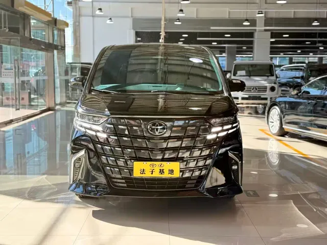 Toyota Alphard — Фото автомобиля 2