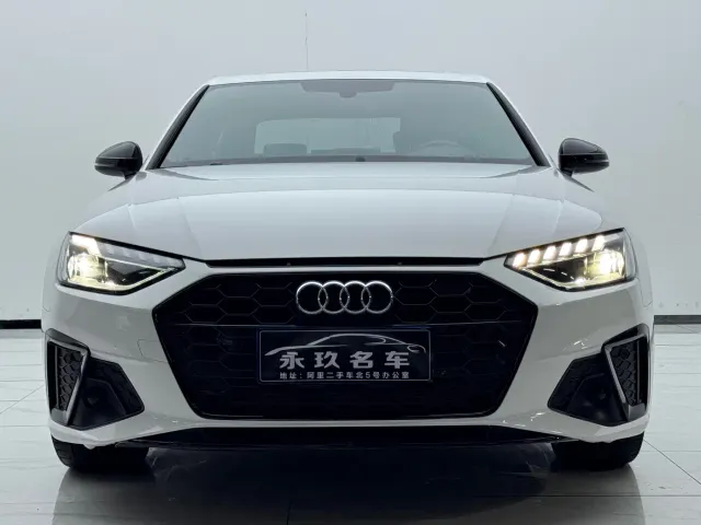 Audi A4L — Фото автомобиля 3