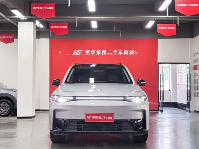 Leapmotor Leapmotor C16 2024 Pure Electric 520 Premium Edition — Фото автомобиля 2